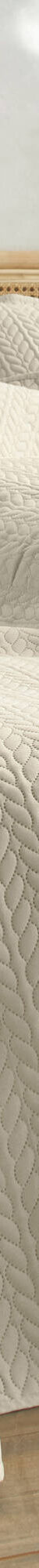 Couvre-lit matelassé microfibre motif géométrique (beige) Couvre-lit matelassé microfibre motif géométrique (beige)